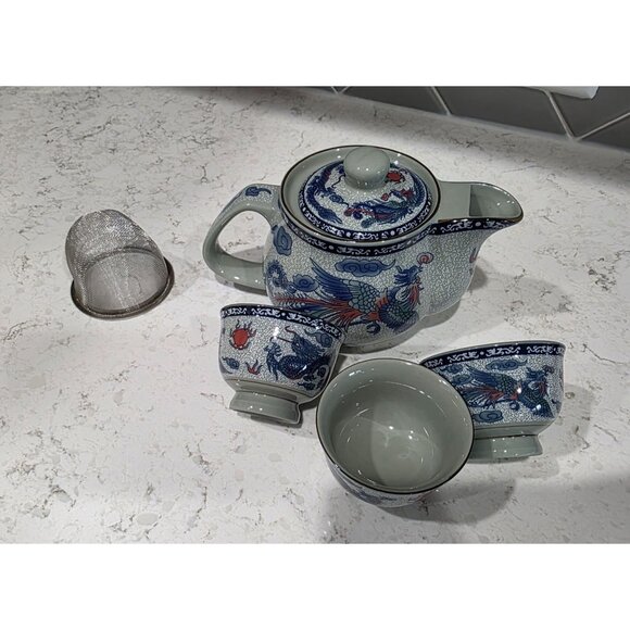 Porcelain tea set featuring a Fenghuang (Phoenix) motif - Picture 3 of 5